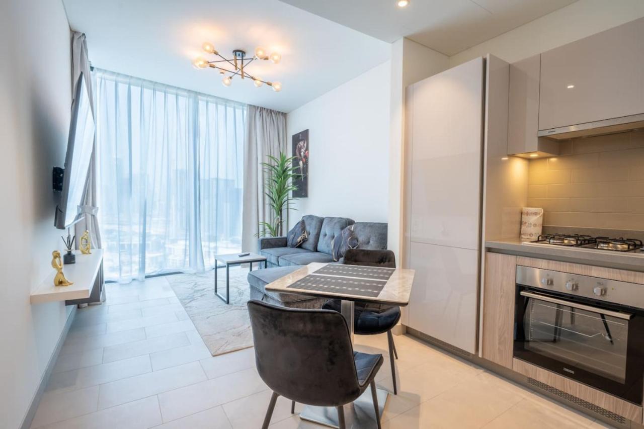 Crest Outlook 1 Bed Area Apartment *